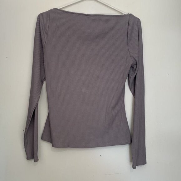H&M Charcoal Long Sleeve Ribbed Top - Picture 7 of 7